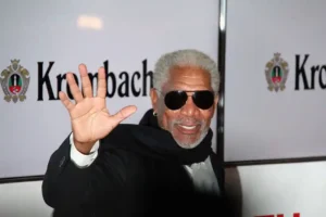 Morgan Freeman e la retorica della saggezza: costruzione e limiti di una persona attoriale
