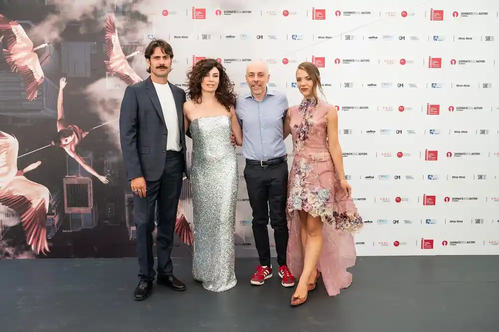 Taxi Monamour vince alla cinema del mostra di Venezia 2024