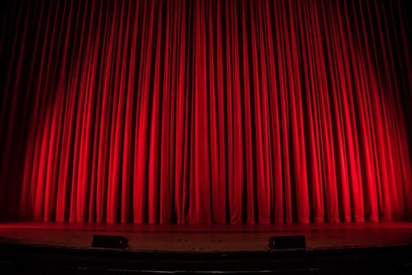 red theater curtain sale cinematografiche