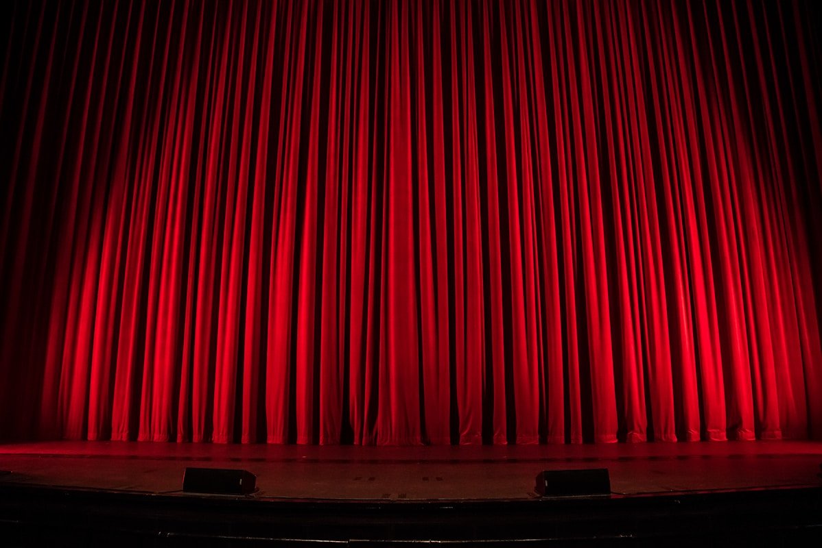 red theater curtain sale cinematografiche