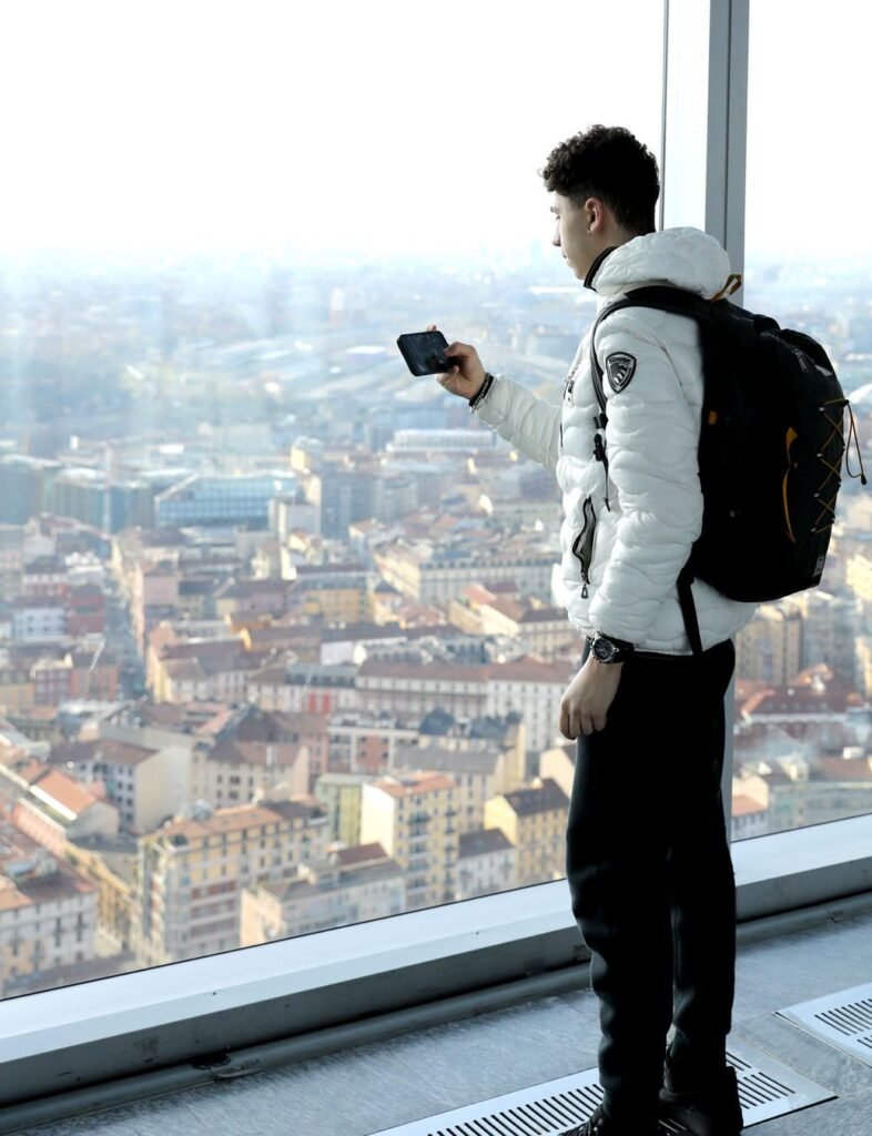 Young Milano documentario